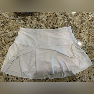 Lululemon White Skirt Skort sz 8